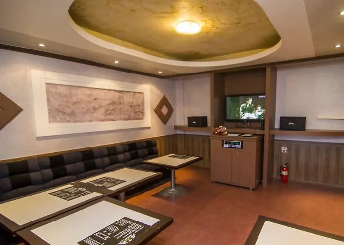 Hyundai Elliot Hotel And Resort